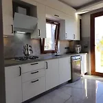 Asiyan Villa